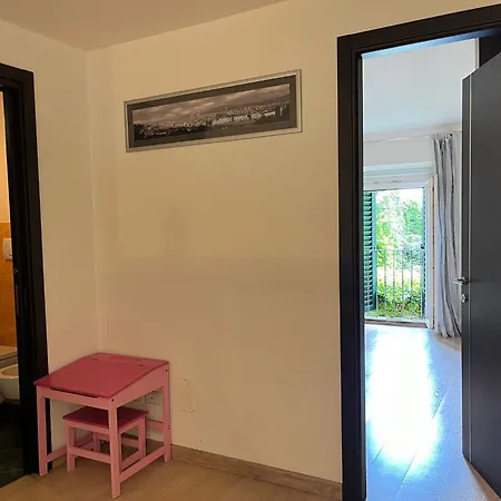 Exquisite 2Br Apartment Nearby Borgo San Frediano Florence Exterior photo